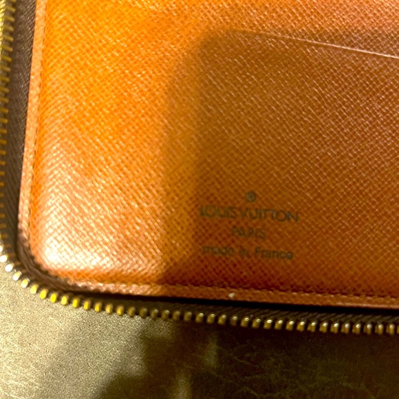 Vintage LV oversized wallet - Picture 6 of 11